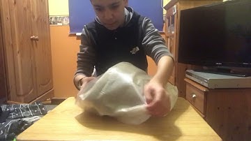 Unboxing The JBL Chromecast Speaker