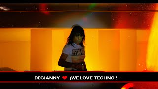 @DEGIANY 💪🎄❄️ #dj #live #mix #techno #rave #session #happy #party #family #bounce #youtube 🎅💃🎧