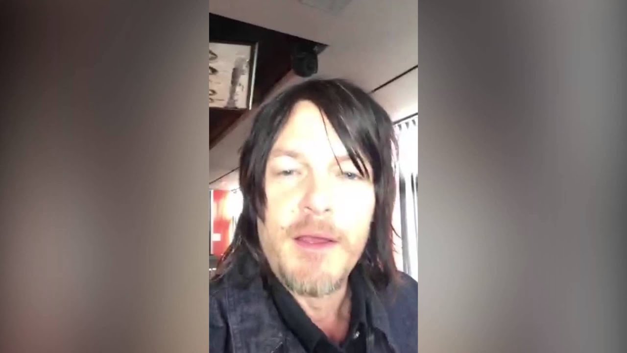 ノーマン リーダス Periscopeでファンからの質問に答える Veritas Aequitas ノーマン リーダス Periscopeでファンからの質問に答える Veritas Aequitas