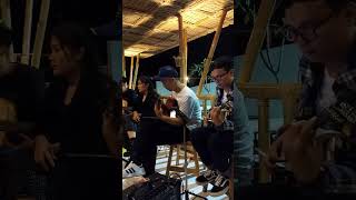 Seventeen - Tanpa Pesan Terakhir Cover in Cafe #covermusic #shorts #coverlagu #viral