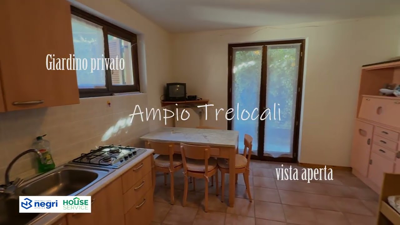S. Cristina a 5 km da Aprica  trilocale in vendita