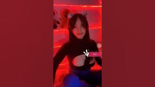 Yang dulu live bigo pake kerudung sekarang dibuka aalhasil Amazing 🍼🍼 nya gede banget💦