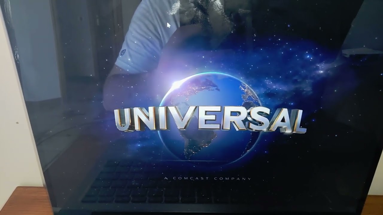 Apertura Dvd Troppo Cattivi