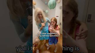 What’s wrong with elsa and anna?!?? 😭 #comedy #elsa #anna #frozen #youtubeshorts #shorts