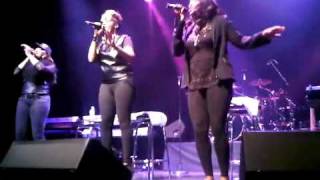 Video thumbnail of "SWV 'I get so weak in the knees' LIVE"