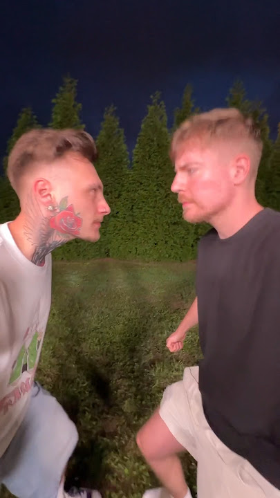 CRAWLY VS @MrBeast 🧙‍♂️⚔️🤺