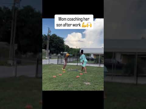 Mom knows ball 🫡 (via czar_2034/TT)