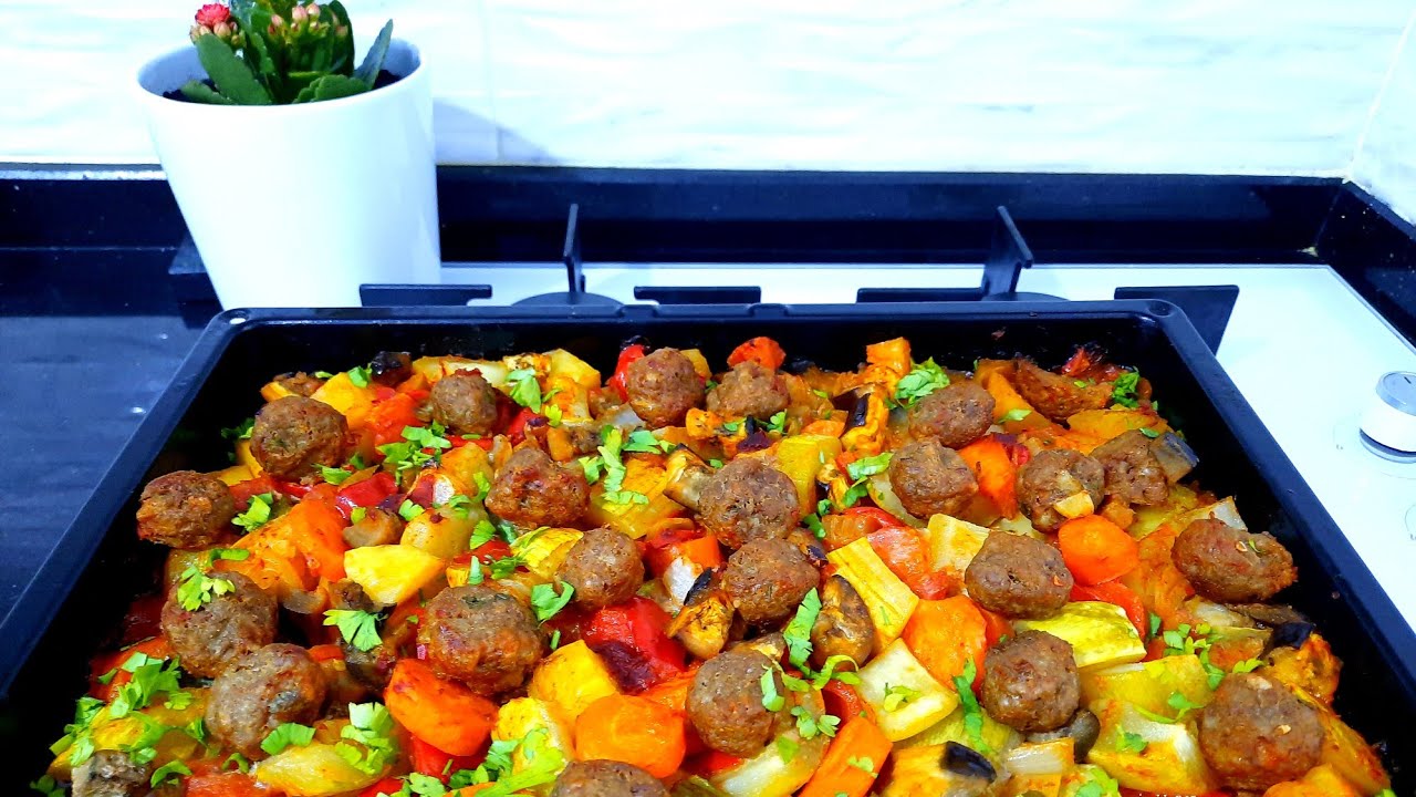 Fırında Misket Köfteli Sebze Yemeği Tarifi ⬆️Köfteli Ana Yemek Tarifleri /Kolay Fırın Yemeği