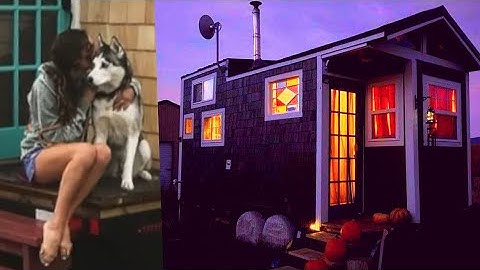 AMAZING Off Grid Tiny House Build- Start to Finish