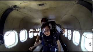 Hell yeah, Skydiving !