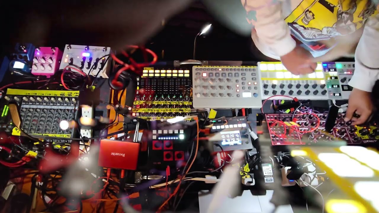 AMUKK – Techno/Trance live set (10/25/2025) @ QT Studios, San Francisco