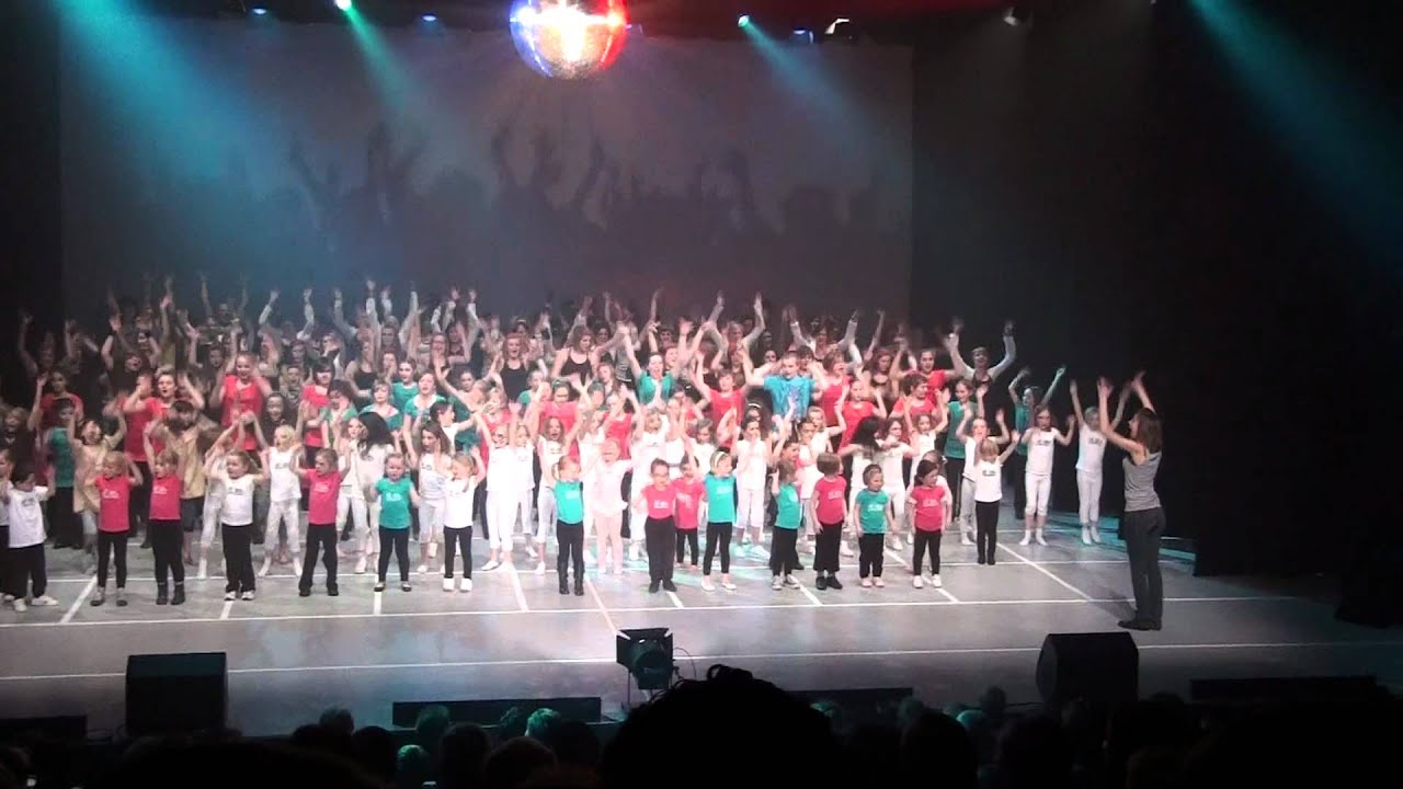 Danceschool DSN - massanummer show 2011
