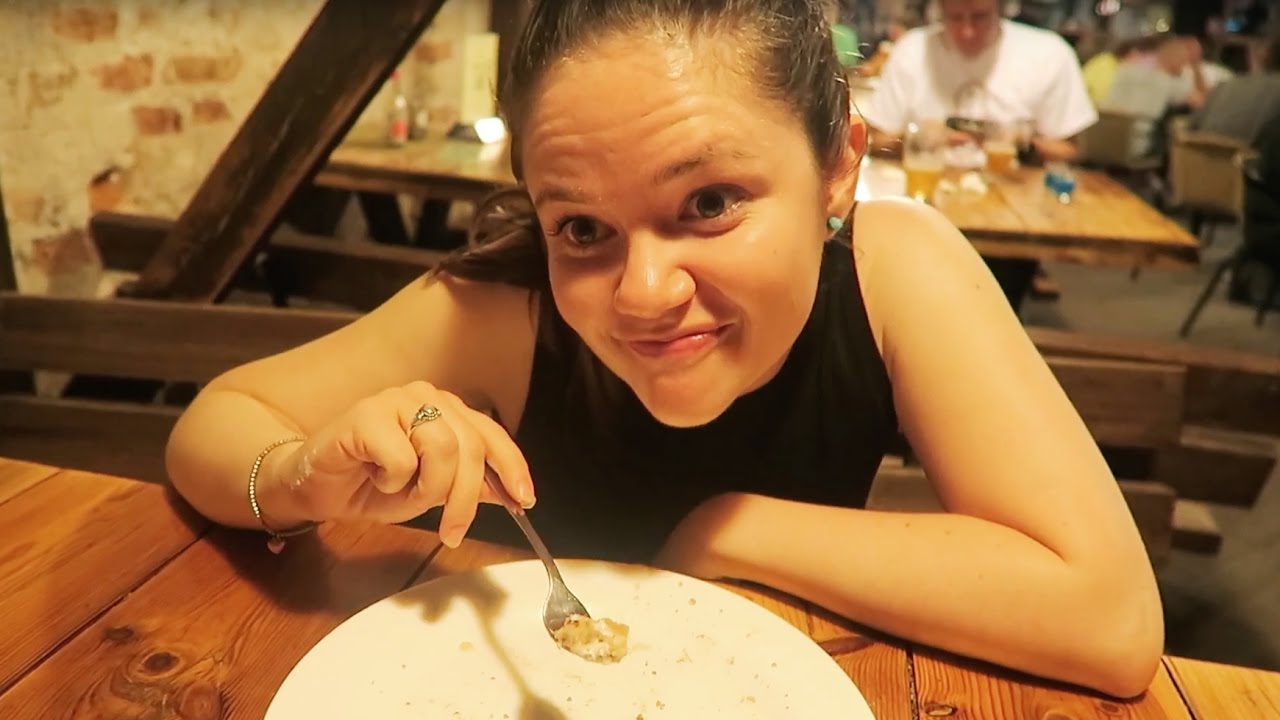 She Loves Lithuanian Apple Pie