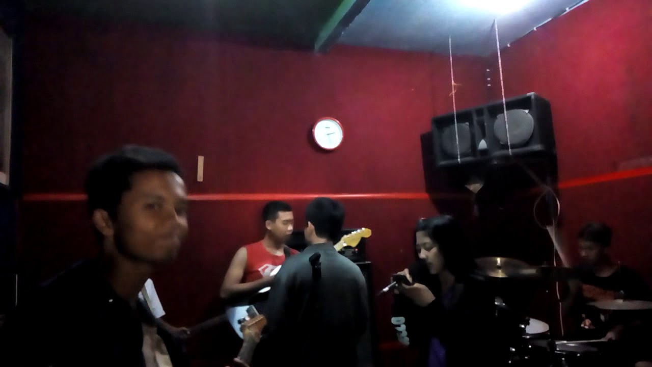 Tinta Putih - Cahaya Bidadari (cover batu nisan)