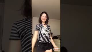 Gianna Mello Dançando