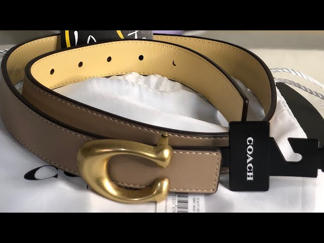 Styling my Coach signature buckle reversible belt-finally! It