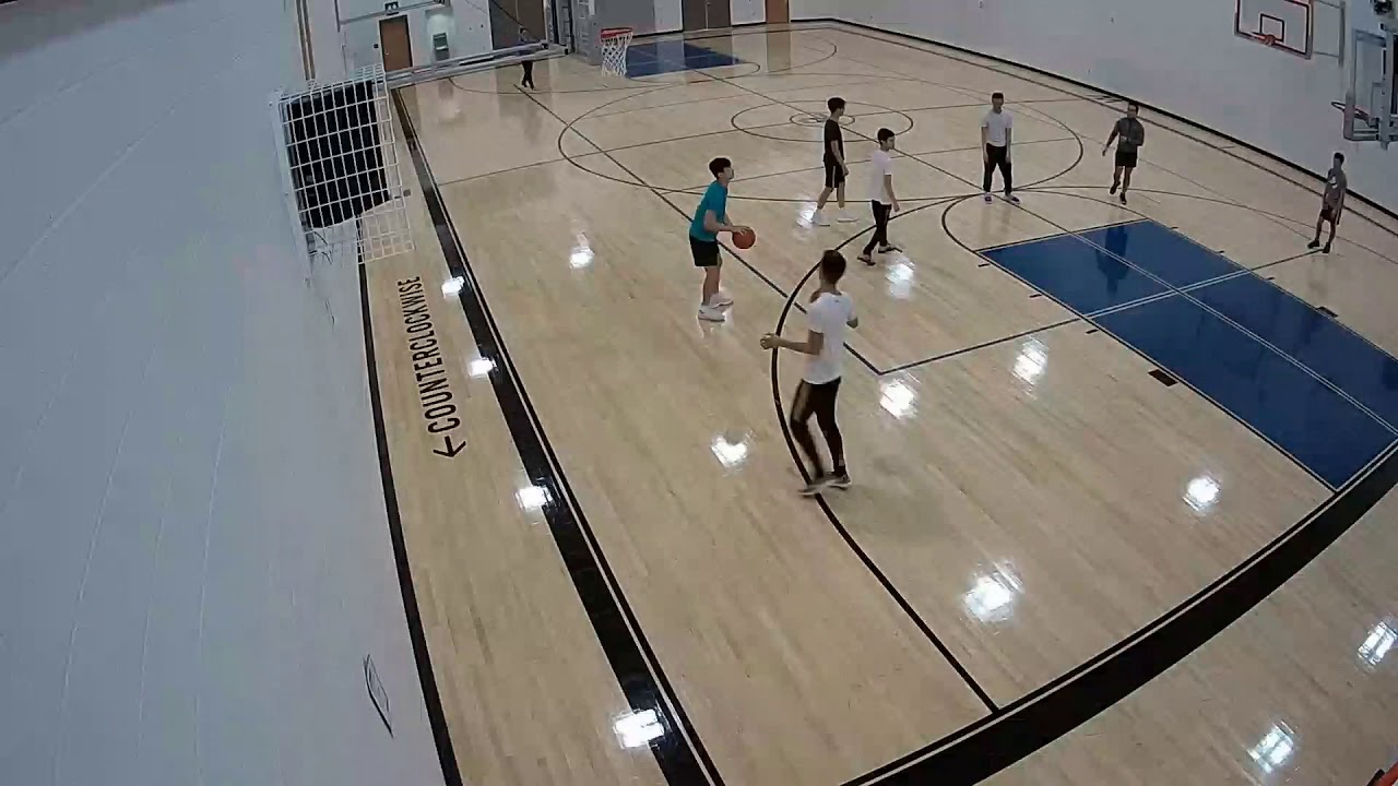 Kids playing basketball at Troutdale Elementary School Tết 2020 YouTube