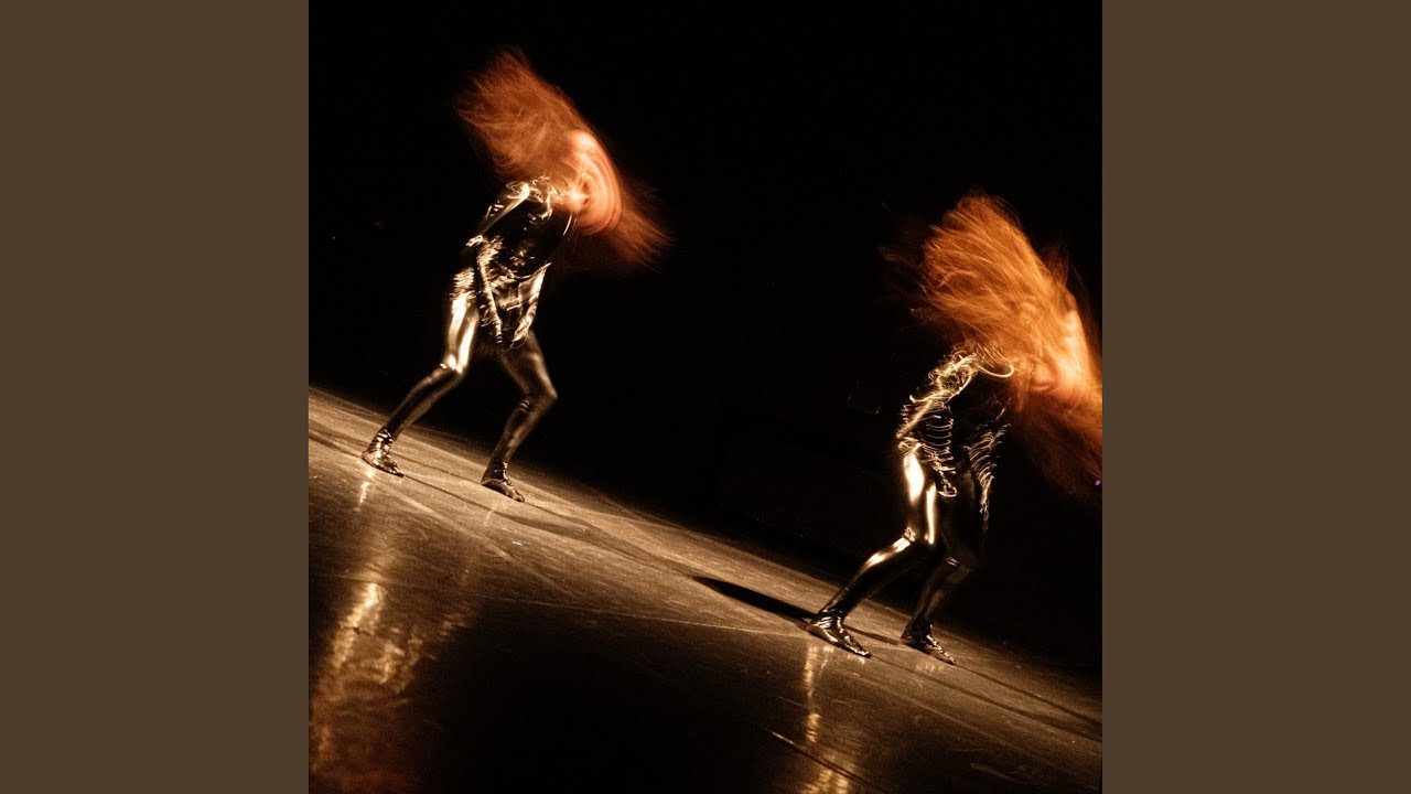 在 YouTube 上观看 Part Three for "Hairy" Choreographic Piece