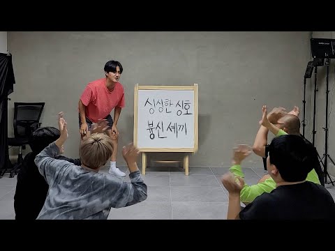 후배들이 갑자기 이런 영상을 보냈습니다^^
