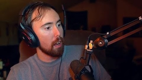 Asmongold reacts to Stoopzz reaction to his Berserker