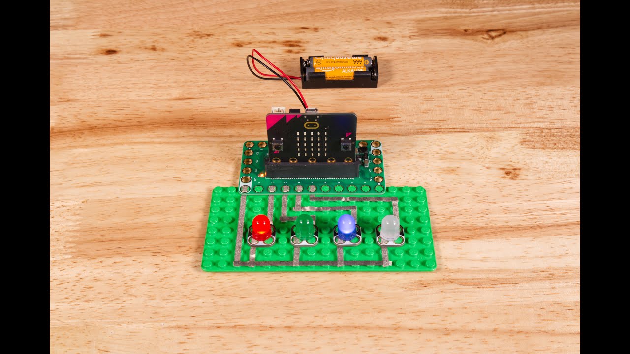 MicroBit University - CH3 - Four LEDs - YouTube
