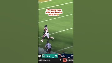 Justin Fields INSANE 61-Yd Run 😮‍💨