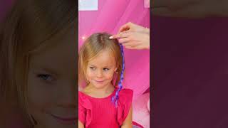 Thumbnail for Be a princess for Halloween: DIY guide! 👸🏰