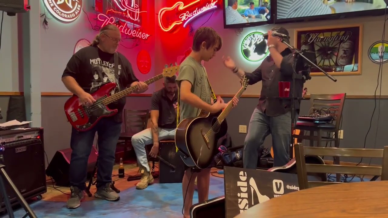 @Putters playing Brain Stew