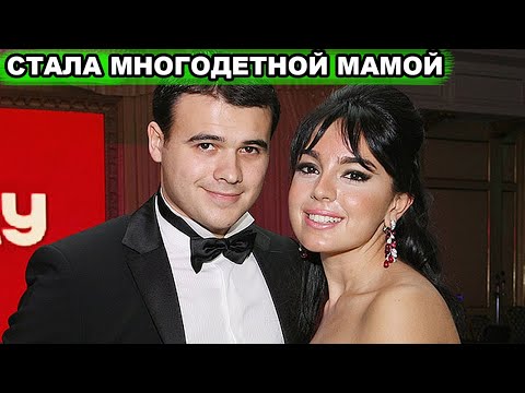 ОН ЕЁ БРОСИЛ,
