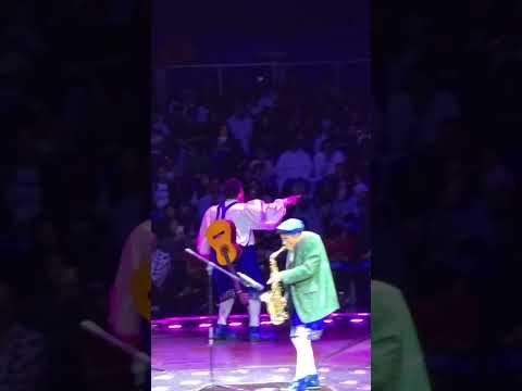 عروض فونتانا العرض الكوميدي 