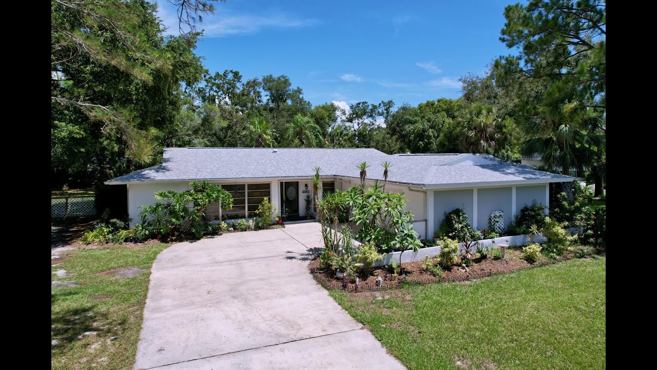 Dunedin, FL Real Estate Photography - For Sale 1861 Royal Oak Pl E, Dunedin, FL 34698