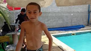 Domingo Na Piscina Com Os Meus Amigos Da Pelada De Quinta