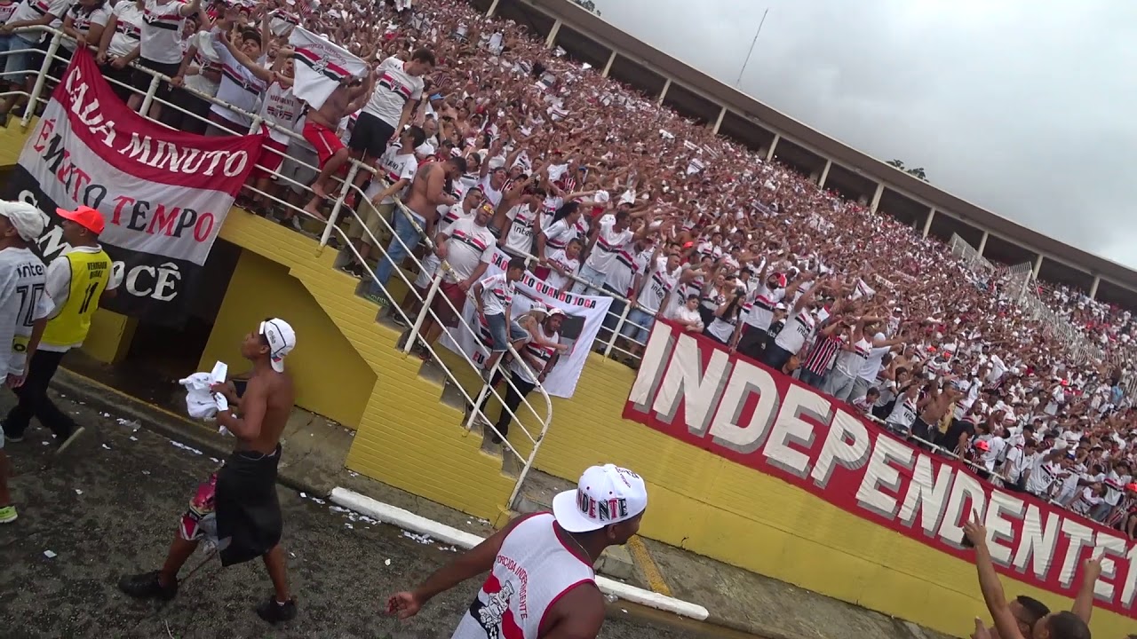 NÓS SOMOS A TORCIDA QUE CONDUZ O CAMPEÃO - TORCIDA INDEPENDENTE