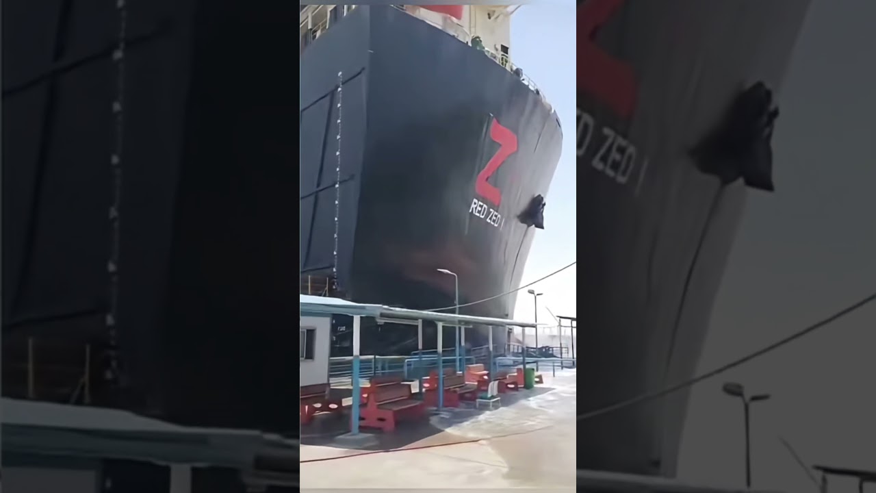 Accident in the port of Ismailia in Egypt for the ship name: RED ZED1.