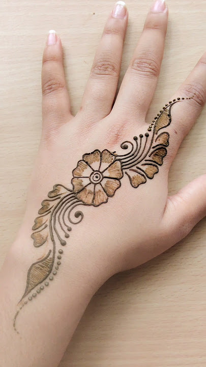 Beautiful shaded back hand mehandi design #mehndi #henna #letestmehndi #mehendidesign #shadedmehndi