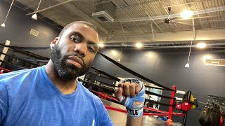 Boxing Workout: Few Rounds On The Heavy Bag #boxing #bluefiveone #thebarbershopguy