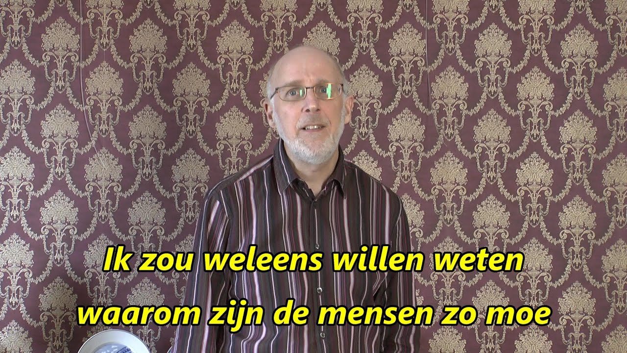 René sings karaoke: Ik zou wel eens willen weten (Jules de Corte) - YouTube