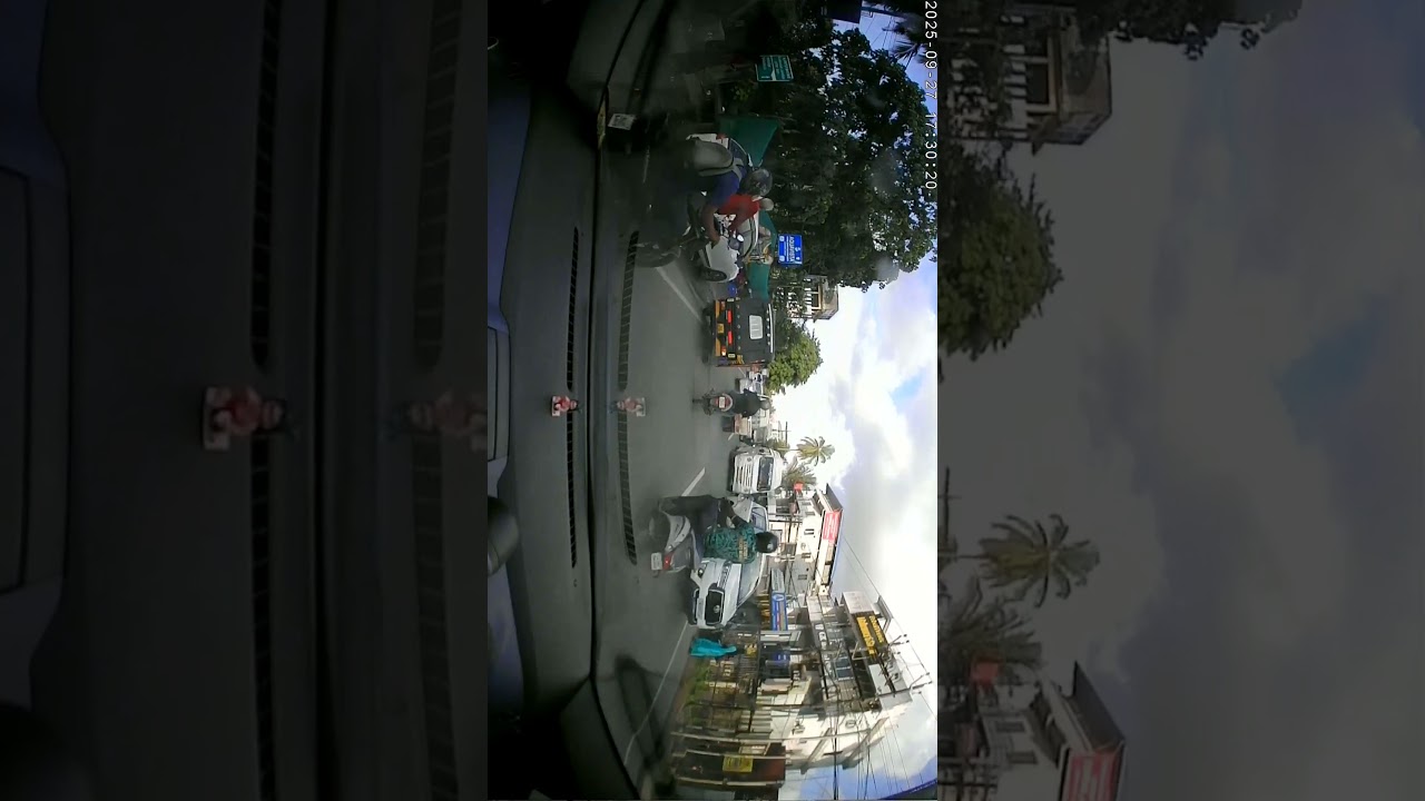 Don't drive like this biker ! Part 1 Dashcam footage | Traffic Violations India 