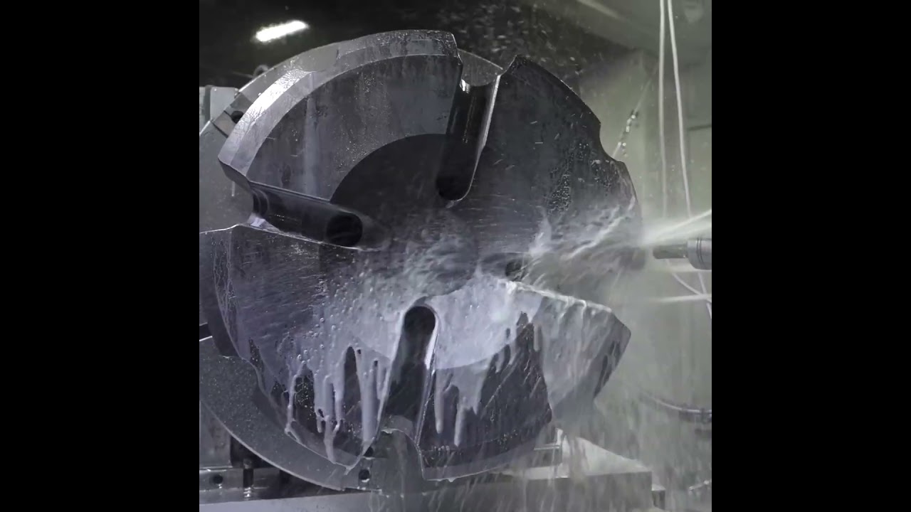 “How Massive Mining Hammers Are Forged in Korean Heavy Equipment Factories..fm