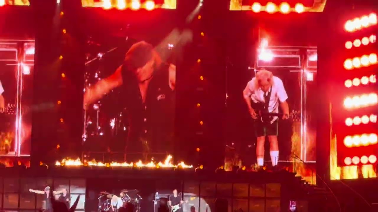 AC/DC - Highway To Hell - 24/02/2026 - MorumBis