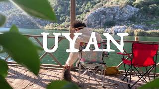 Video voorbeeld van "Evrencan Gündüz & İrem Candar - Uyan (Lyric Video)"