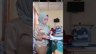 Guru Paling Cantik Dan Montok