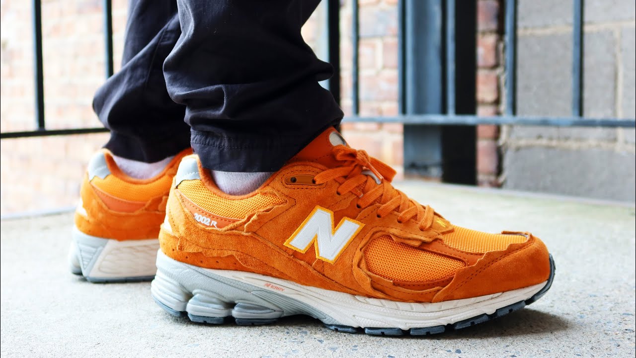 New balance refined future. New Balance 2002r Orange. New Balance 2002r Refined Future. New Balance 2002r оранжевые. New Balance NB 2002r "Refined Future".