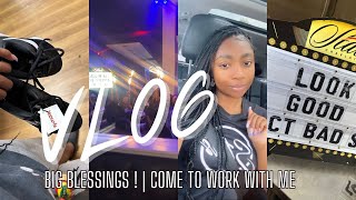 GOD IS GOOD 😱 | BOTTLE GIRL VLOG | COME TO WORK WITH ME !