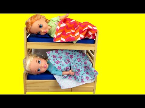 Toddler Elsa CANT Sleep Elsa and Anna toddlers bedtime night time