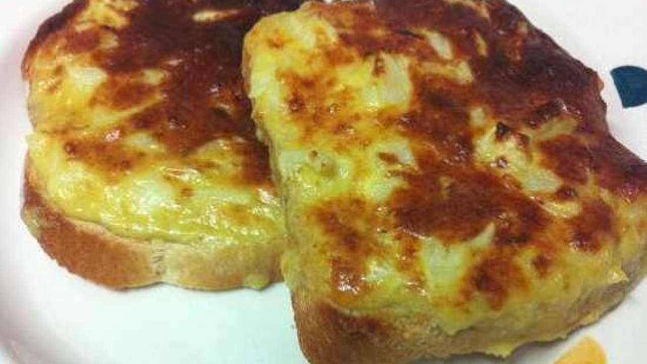Como fazer torrada de maionese e queijo?