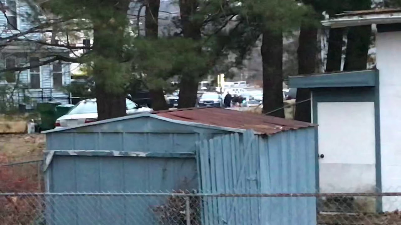 Possible stand off in Fitchburg YouTube