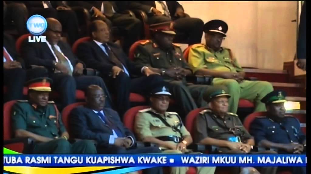 Rais Magufuli ahutubia na kufungua bunge