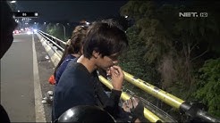 Lagi PSBB, Pasangan ini Malah Santai Pacaran di Flyover - 86
