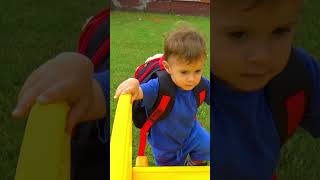 Wheels on The Bus by LetsgoMartin #kidsvideo